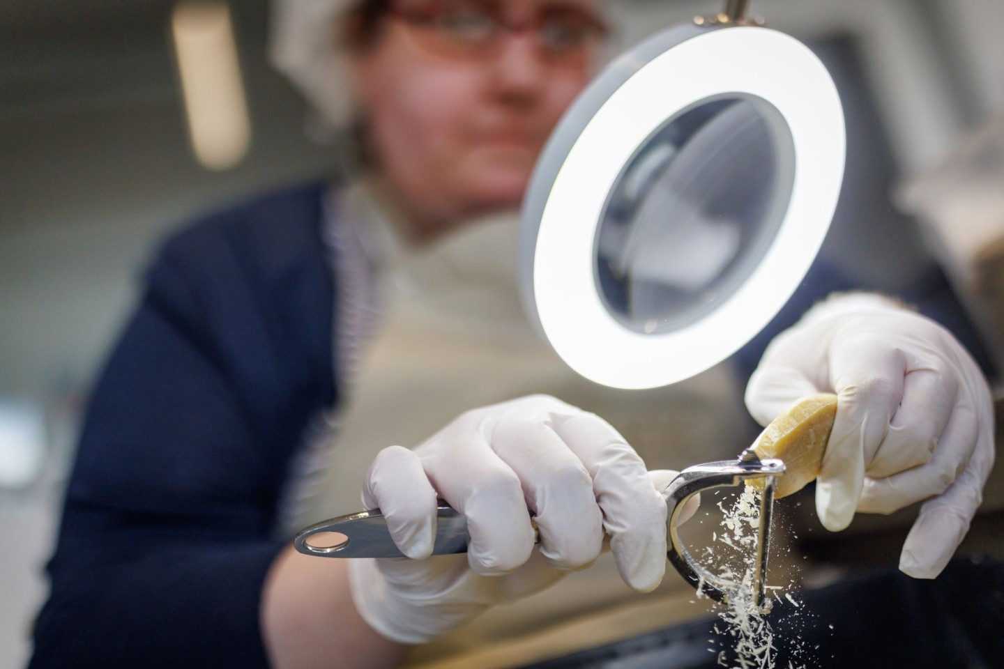 In der Seifen-Werkstatt in Nürnberg werden Hotel-Seifen recycelt.