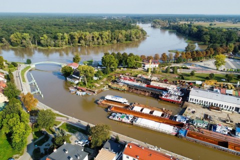 Hochwasserwelle der Oder nähert sich Grenze zu Deutschland